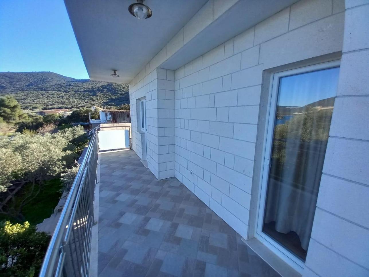 Apartments By The Sea Kabli, Peljesac - 10225 Brijesta Kültér fotó